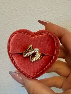 Vintage 14k gold electroplated Pave Crystal Zigzag Ring - size 7